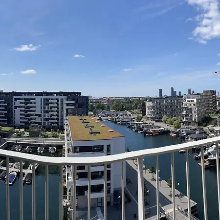 شقة Luksuslejlighed Pa 7 Sal Med Elevator, Vestvendt Altan Og Udsigt Over Havn Og By كوبنهاجن