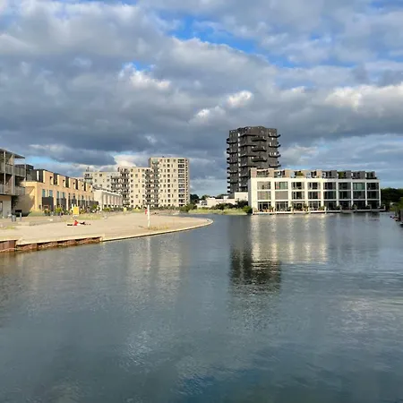 Apartamento Luksuslejlighed Pa 7 Sal Med Elevator, Vestvendt Altan Og Udsigt Over Havn Og By *